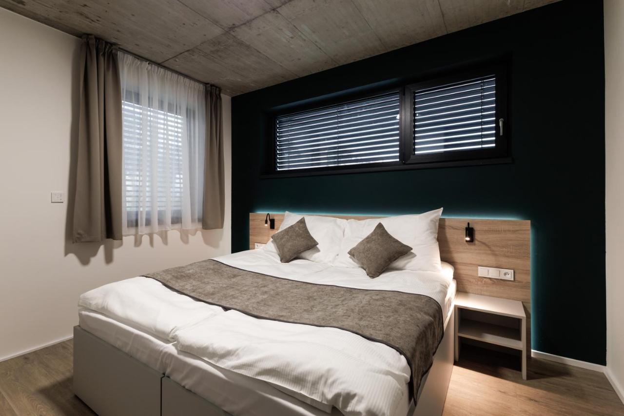 Aparthotel Na Klenici Mladá Boleslav Exteriör bild